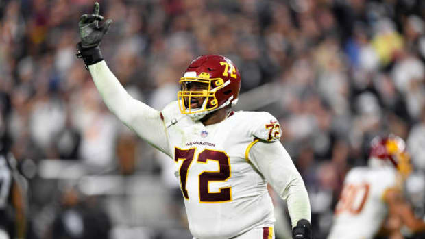 Charles Leno